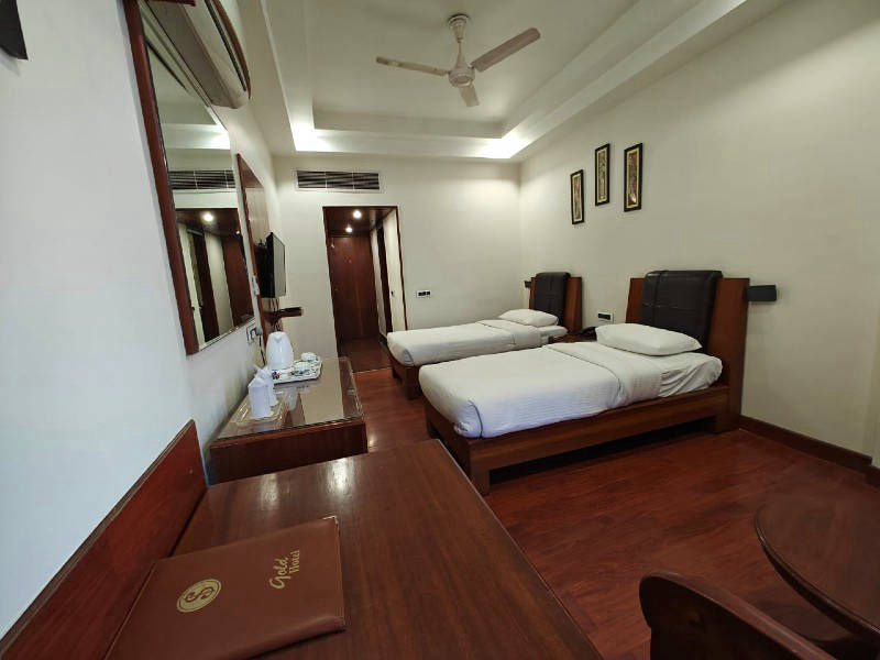 Luxury Room - Hotel Gold Panipat